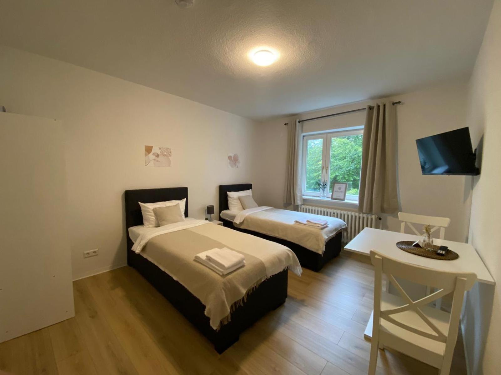 Zentrale 3-Zimmer Wohnung Mit Balkon - Perfekt Fuer Monteure Und Familien نومنستر المظهر الخارجي الصورة