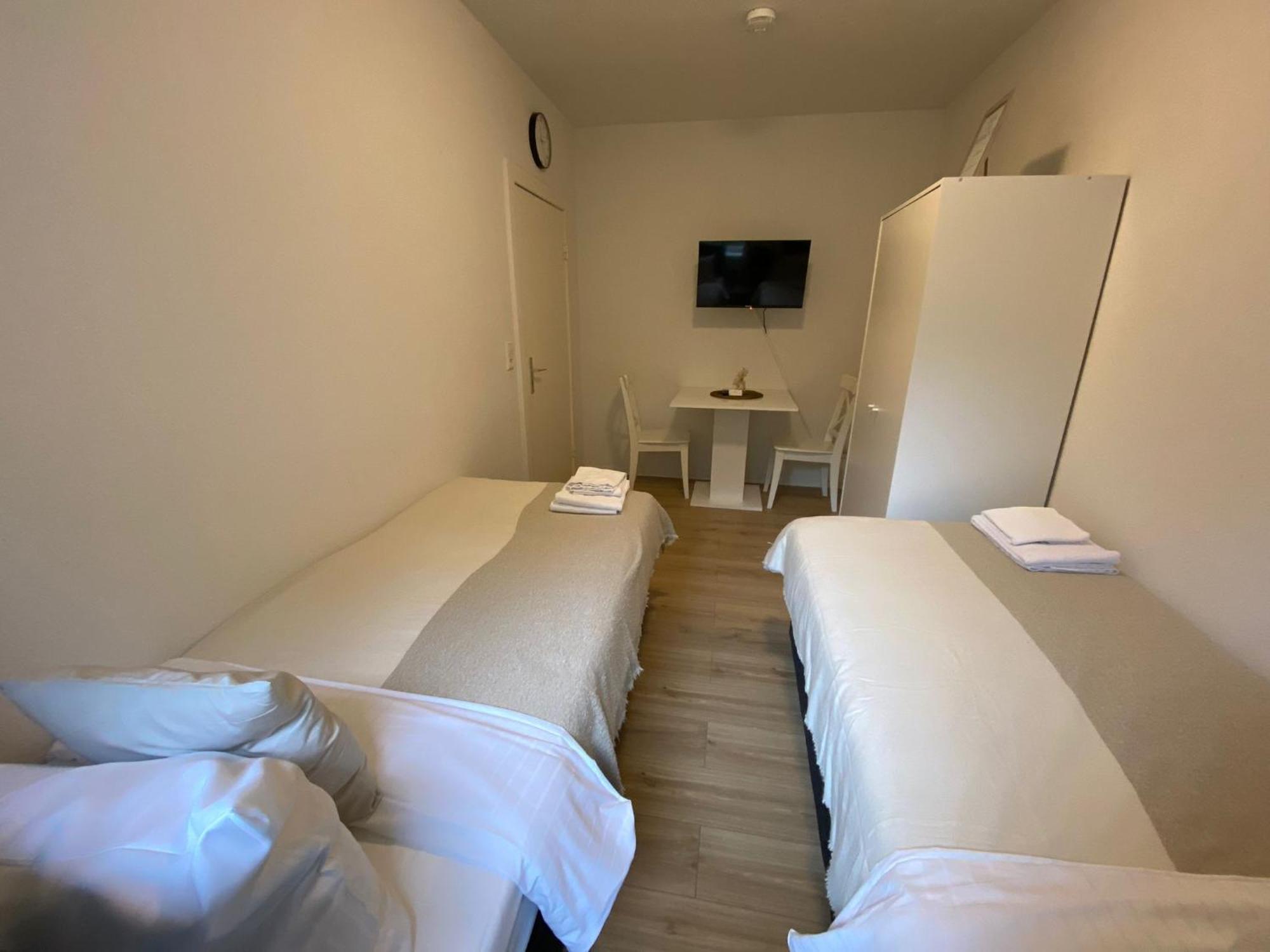 Zentrale 3-Zimmer Wohnung Mit Balkon - Perfekt Fuer Monteure Und Familien نومنستر المظهر الخارجي الصورة