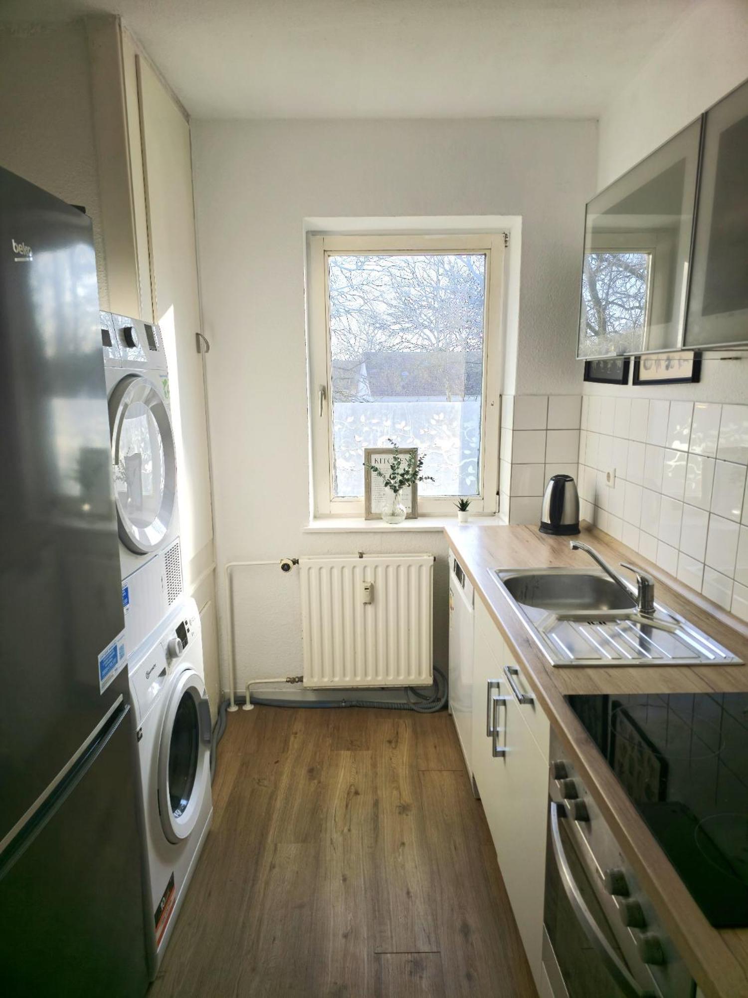 Zentrale 3-Zimmer Wohnung Mit Balkon - Perfekt Fuer Monteure Und Familien نومنستر المظهر الخارجي الصورة